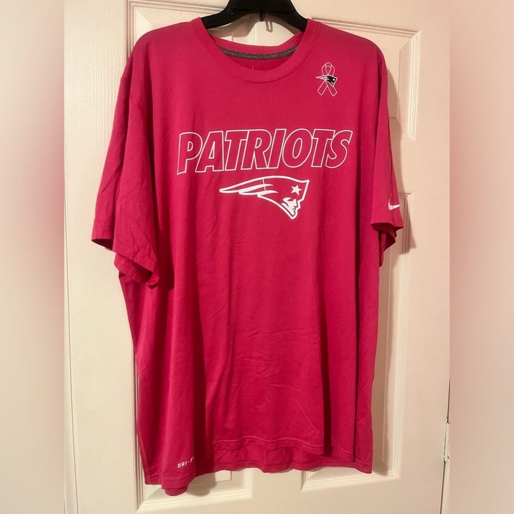 Nike Dri Fit NFL New England Patriots Pink Breast Cancer Tshirt